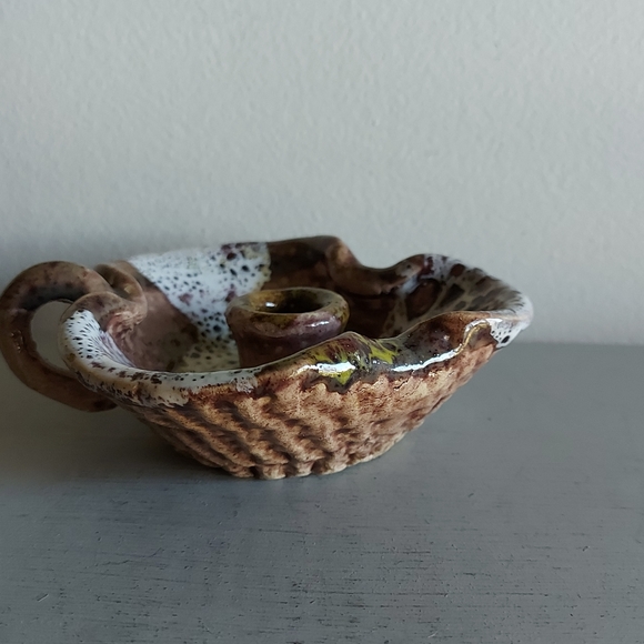 Pottery handle candle holderIn shades of brown, green and white. - Picture 6 of 10